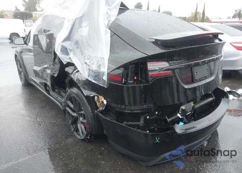 2024 Tesla Model X Plaid Tri Motor All-Wheel Drive from USA, damaged, VIN 7SAXCBE63RF440021